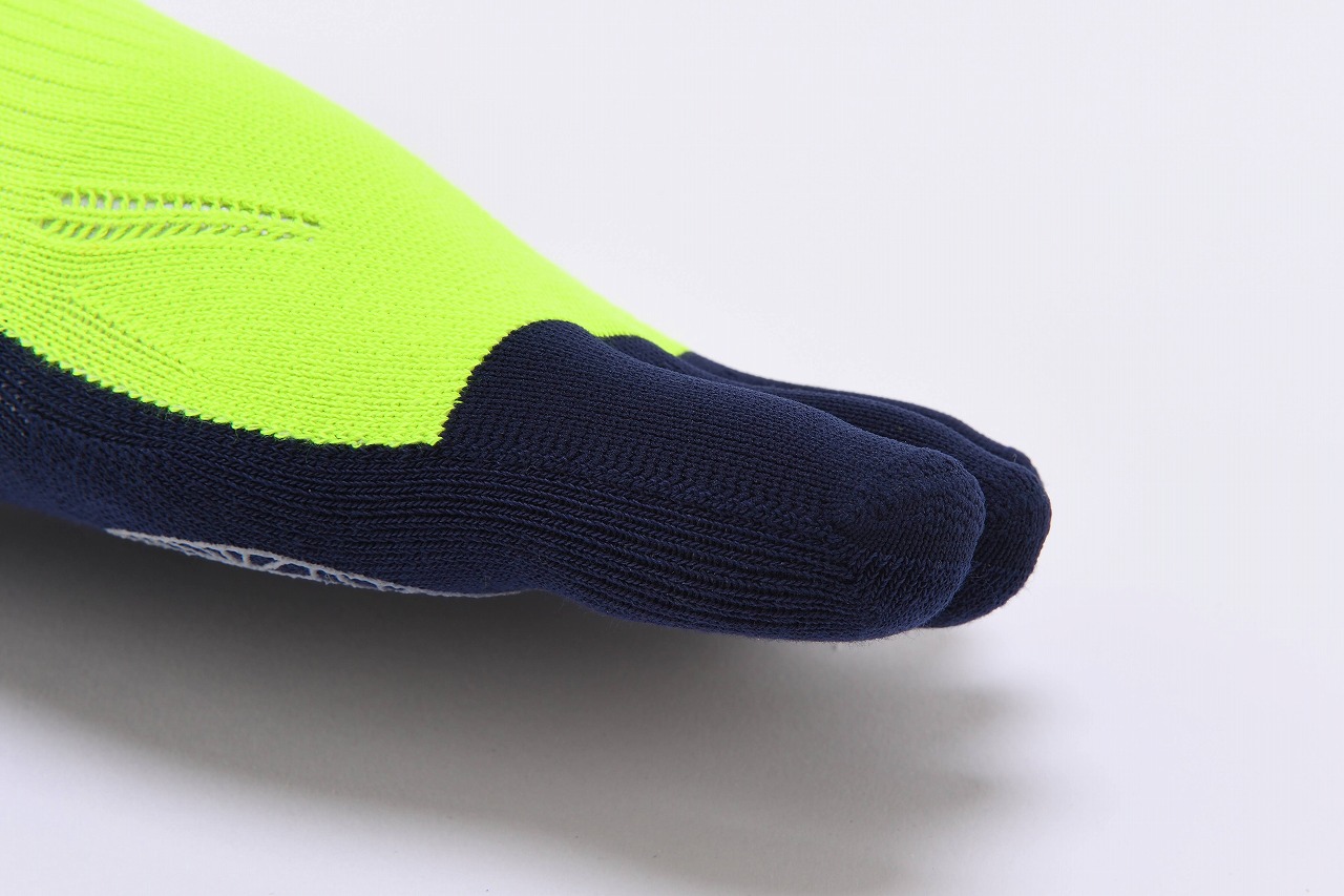 フラッシュイエロー