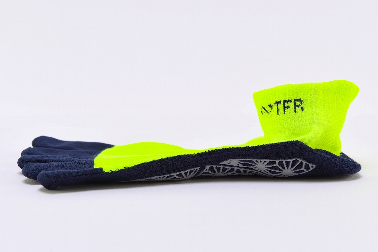 フラッシュイエロー