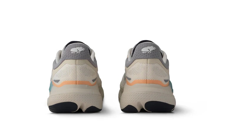 イーグレト/ピーチコブラー（MEN）