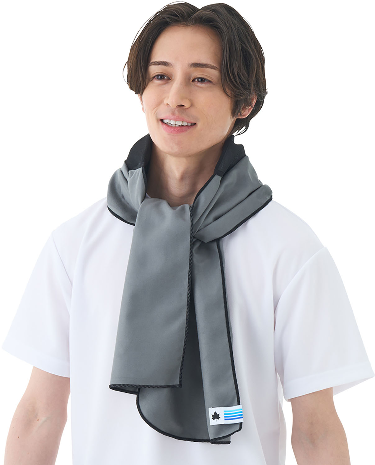 グレー